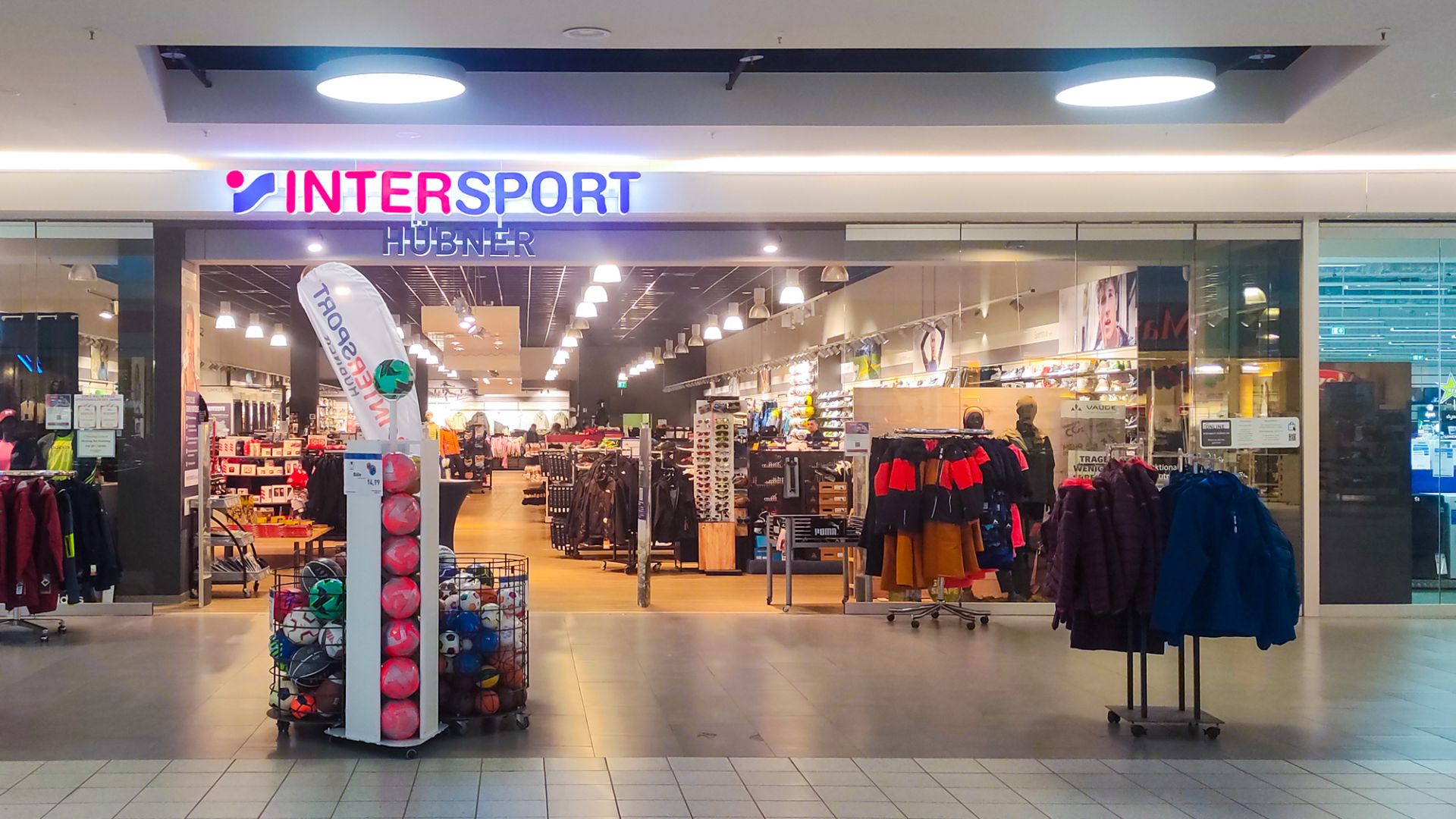 Intersport Hübner  im Pösnapark | Sepp-Verscht-Strasse 1, 04463 Großpösna